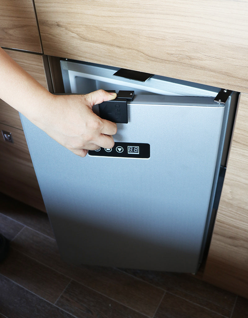 Frigorifero da 40 litri con vano congelatore 39Lx51Hx35P