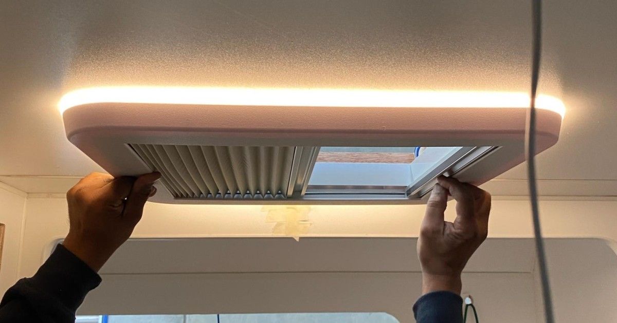 Oblò 400x400 con Luce a LED
