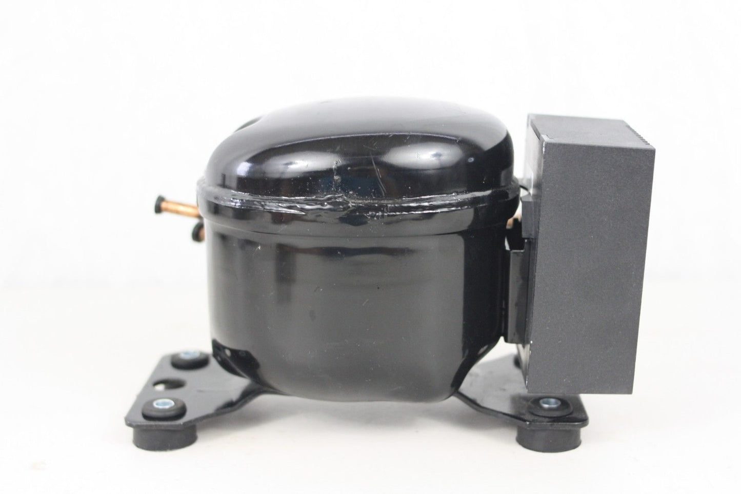Compressore per frigo 12/24v da 3,5cc