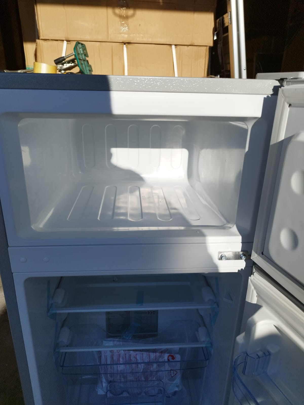 Frigorifero a compressore 12/24v  88 Litri con congelatore (45Lx85Hx49P)