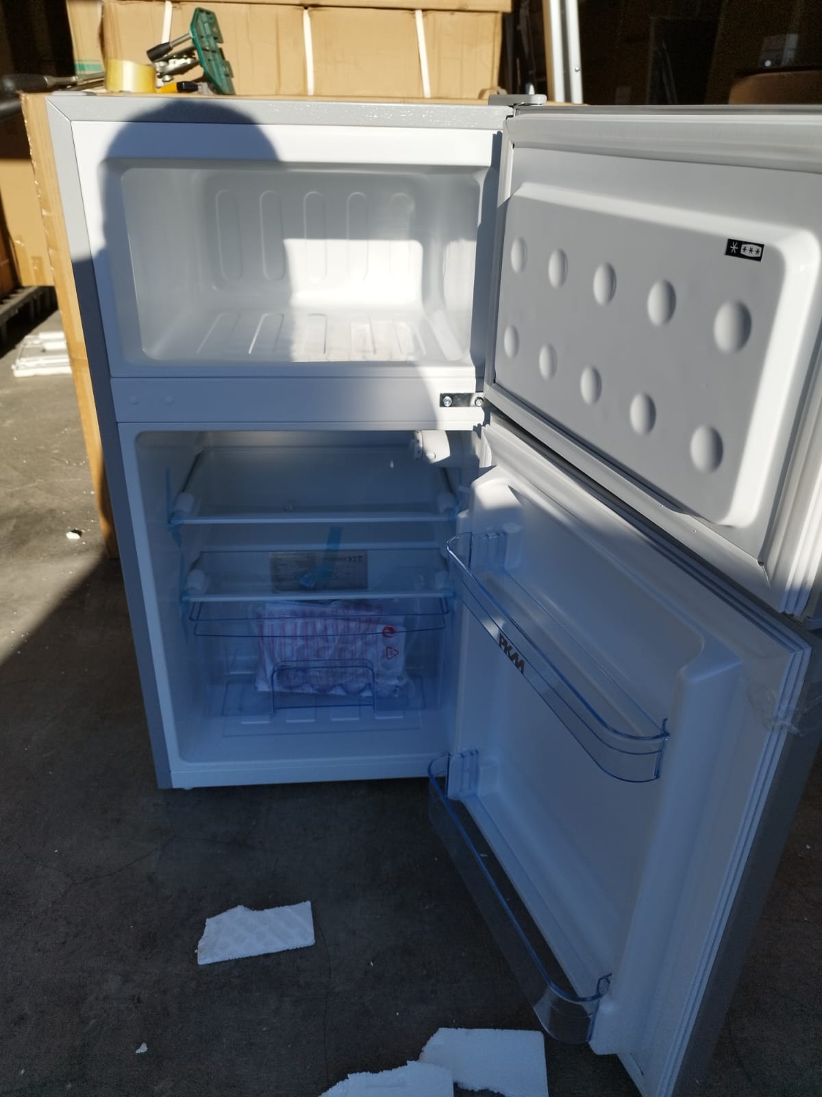 Frigorifero a compressore 12/24v  88 Litri con congelatore (45Lx85Hx49P)