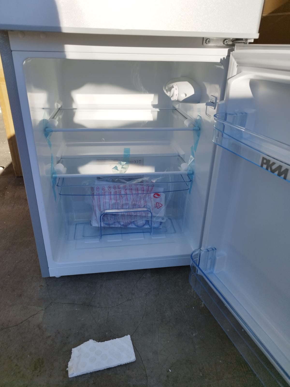 Frigorifero a compressore 12/24v  88 Litri con congelatore (45Lx85Hx49P)