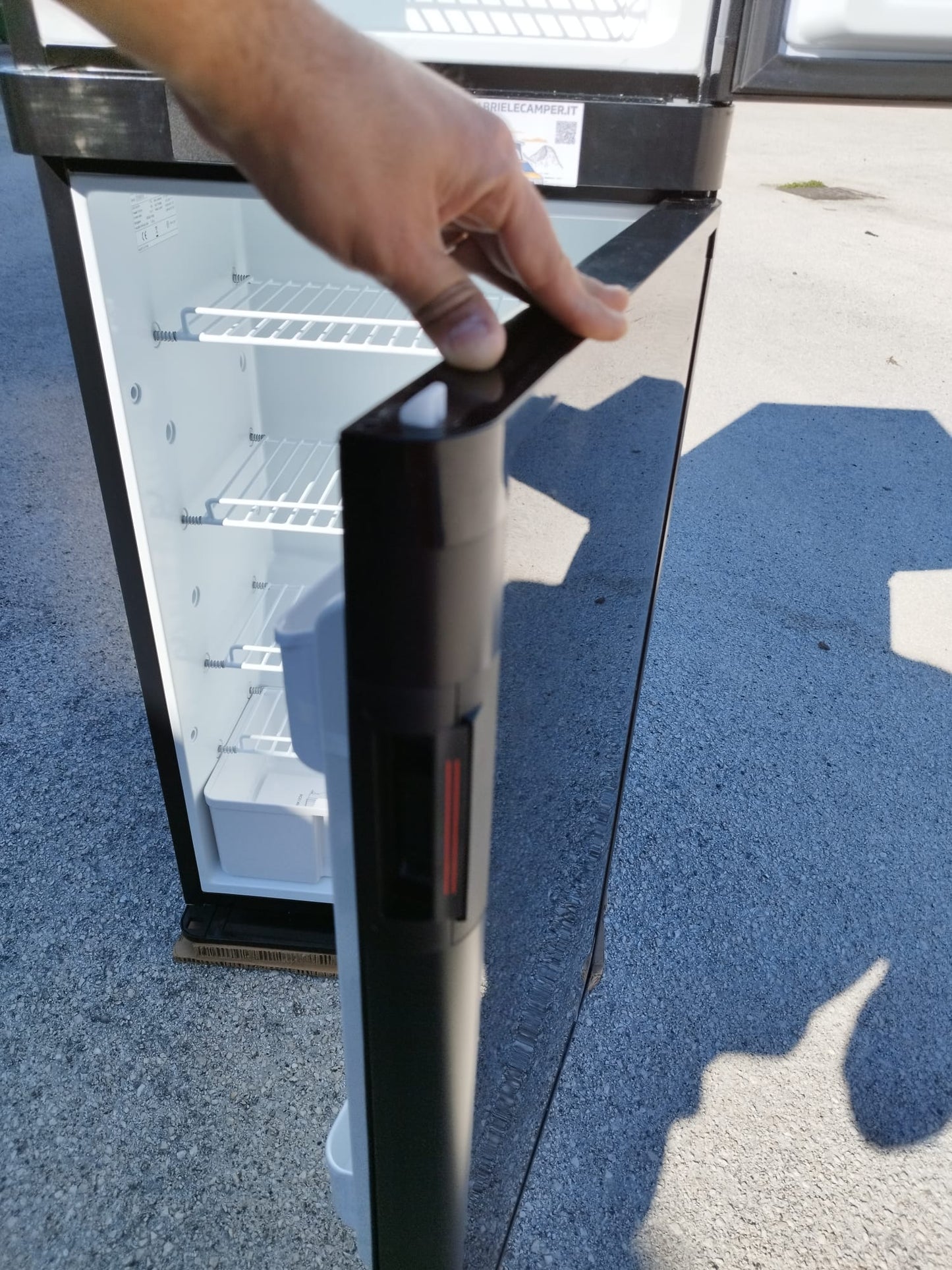 Frigorifero a compressore 12V 170 Litri 144H×51,9L×48P