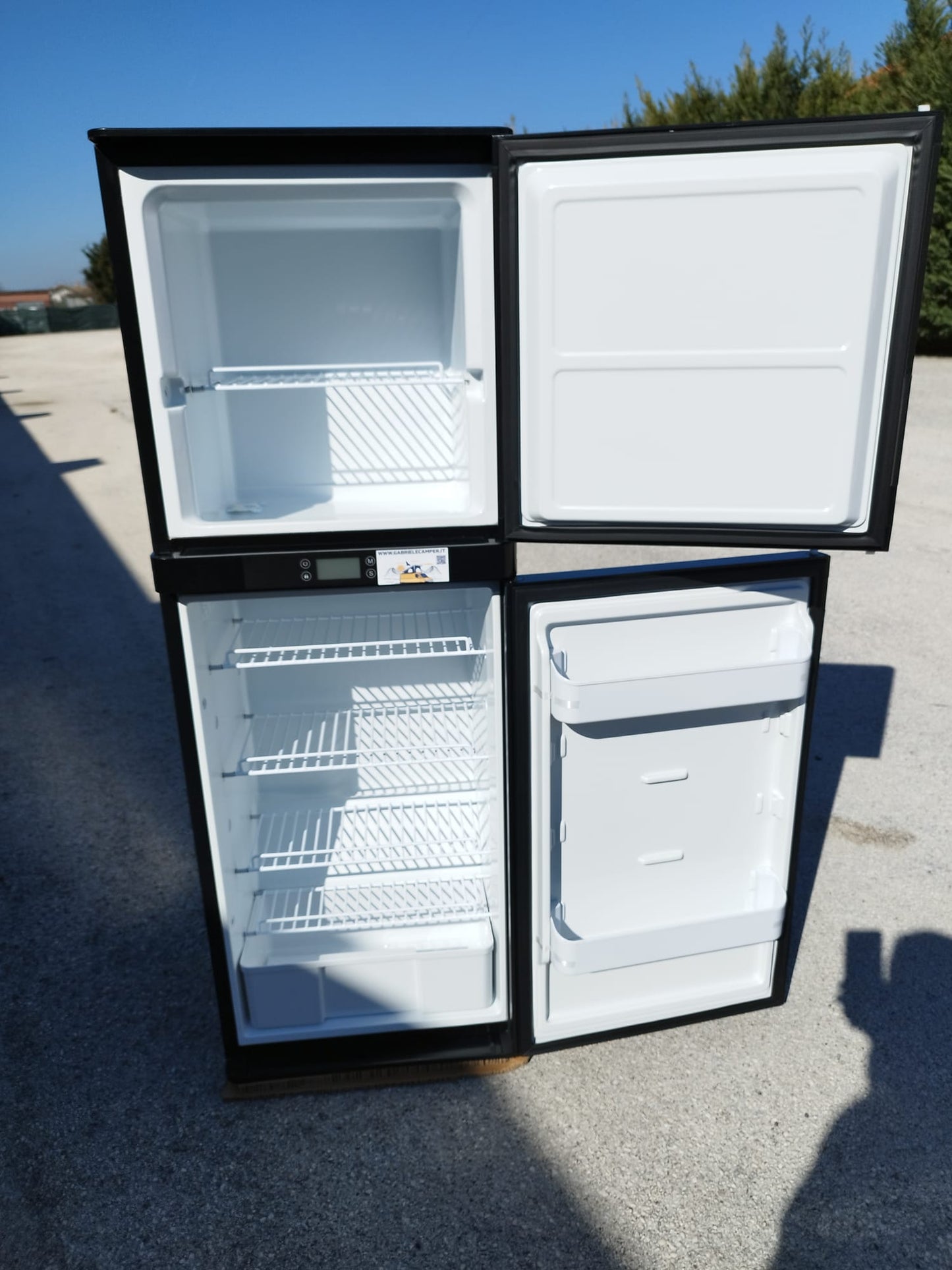 Frigorifero a compressore 12V 170 Litri 144H×51,9L×48P