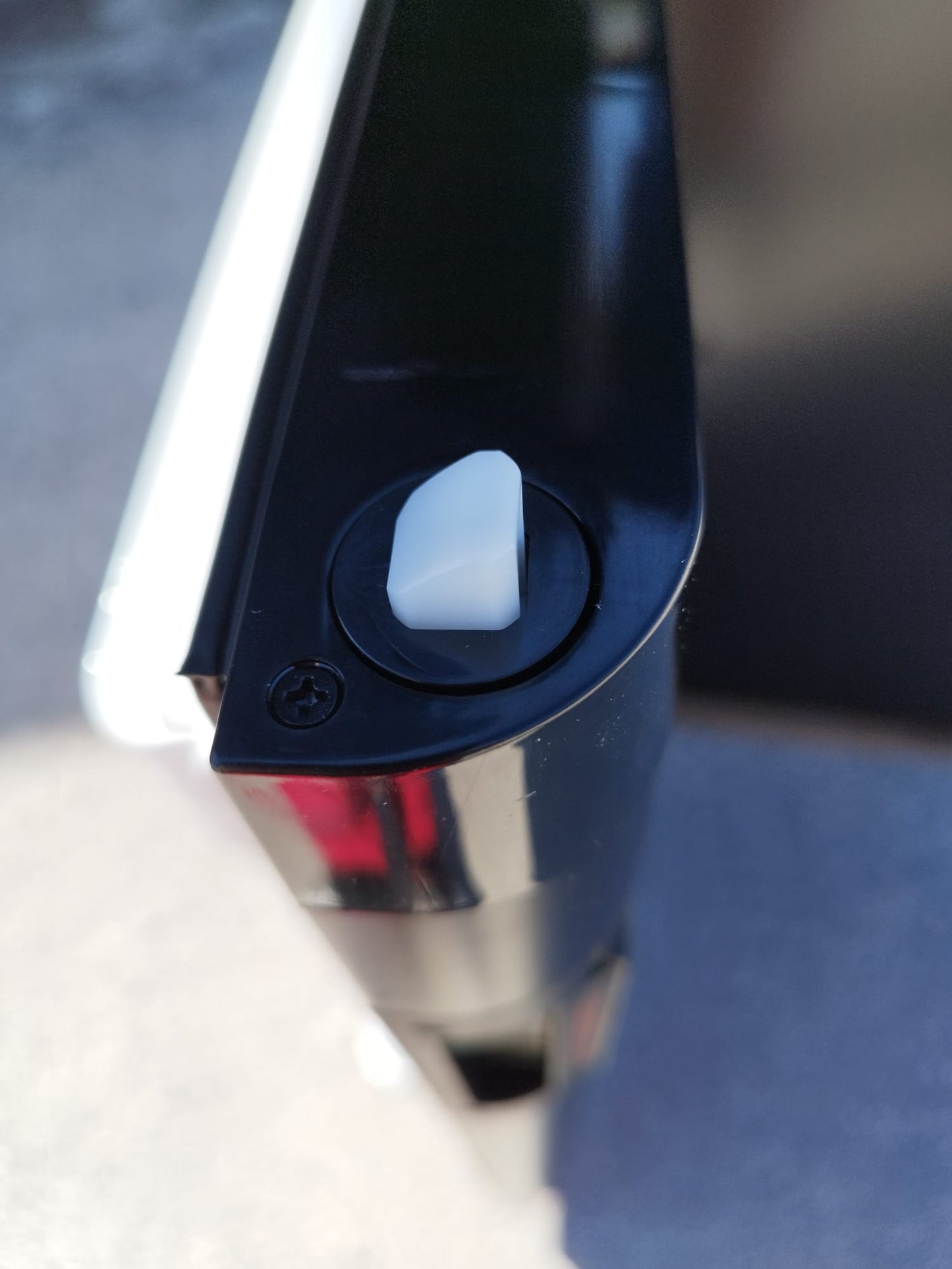 Frigorifero a compressore 12V 170 Litri 144H×51,9L×48P