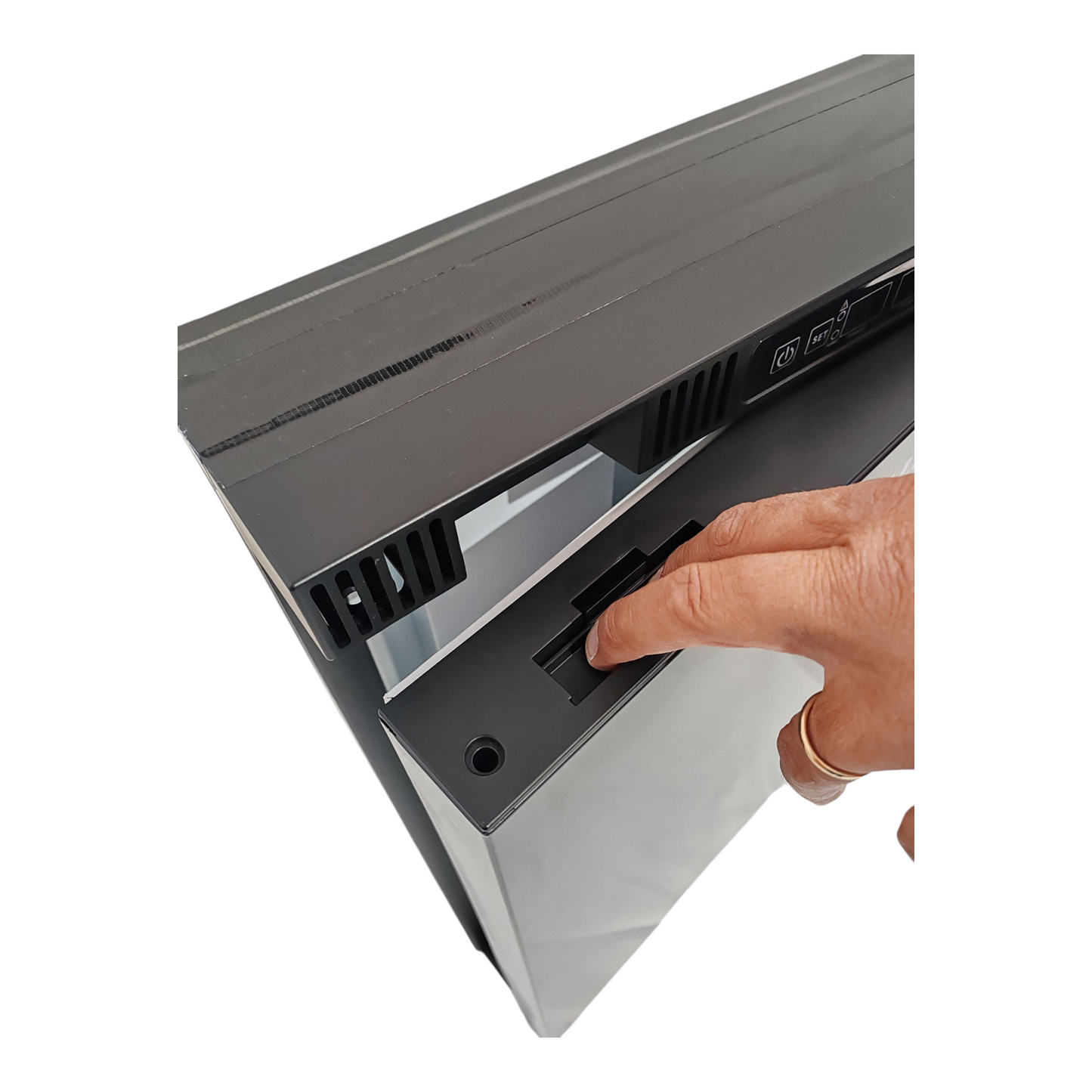 Frigorifero a compressore 12/24V 105 Litri NERO con congelatore (47,5Lx81Hx53P)