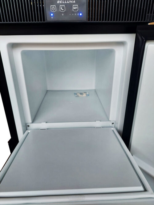 Frigorifero 150 litri 149 H ×41,8 L×56 P SLIM con compartimento congelatore